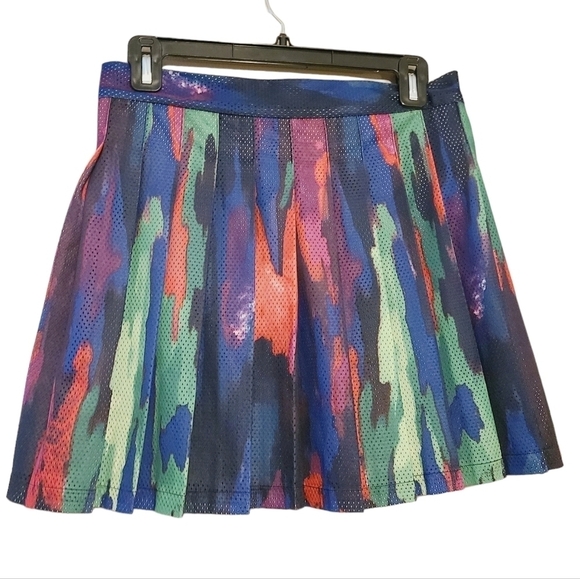 Adidas | Two Piece Cropped Top and Tennis Skirt Set (US Small Top/Medium Skirt) - Picture 14 of 16